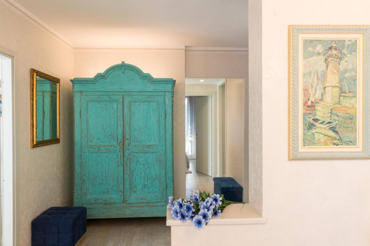Garda Blue Lake Home Luxury Appartment Десенцано дел Гарда Екстериор снимка