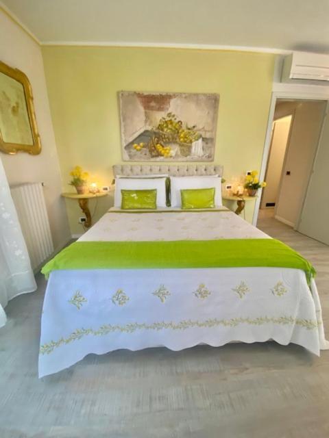 Garda Blue Lake Home Luxury Appartment Десенцано дел Гарда Екстериор снимка